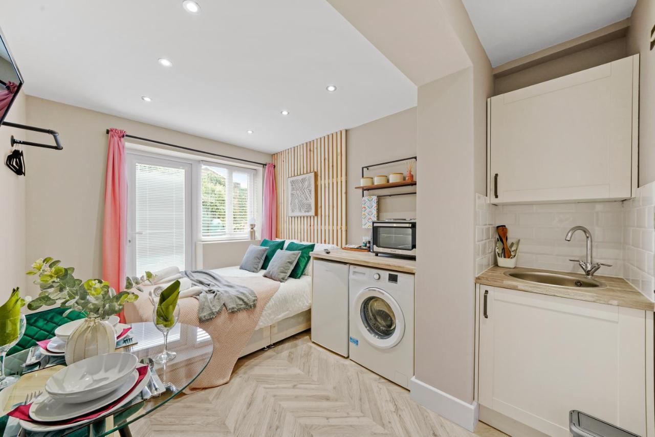 Boutique Heathrow Studio'S - Parking - Garden Apartman Harmondsworth Kültér fotó