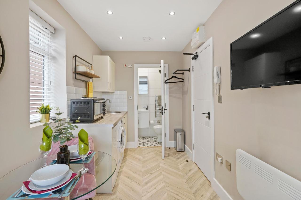 Boutique Heathrow Studio'S - Parking - Garden Apartman Harmondsworth Kültér fotó