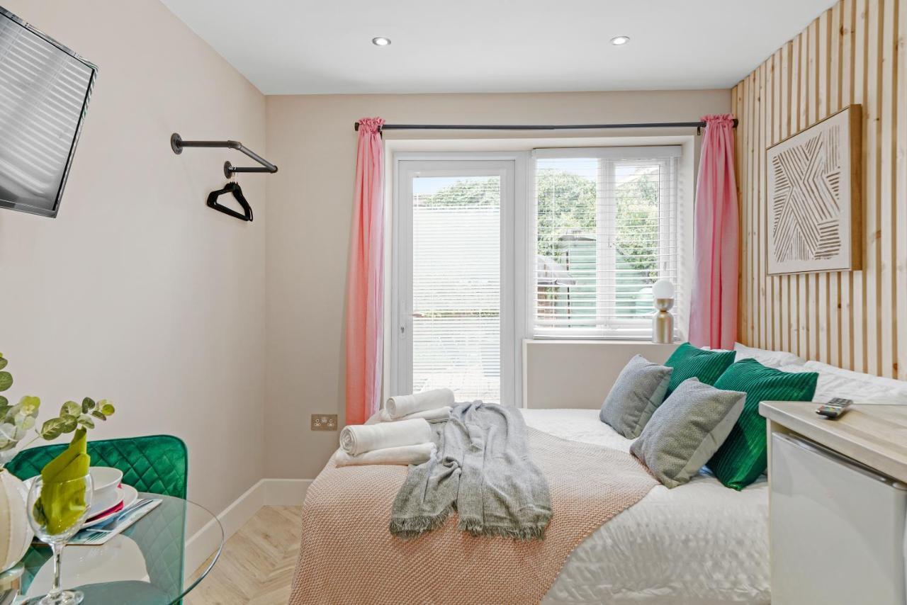 Boutique Heathrow Studio'S - Parking - Garden Apartman Harmondsworth Kültér fotó