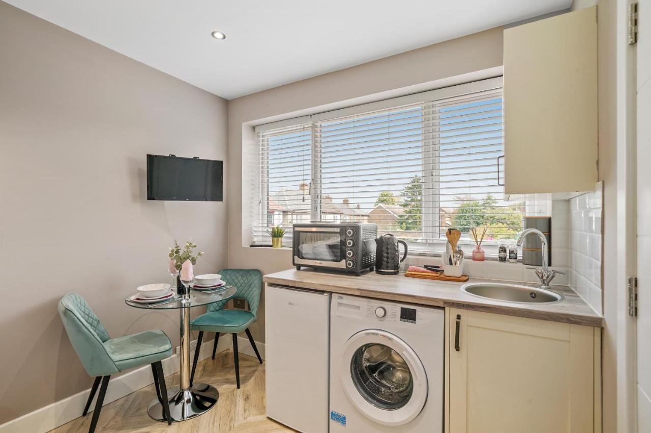 Boutique Heathrow Studio'S - Parking - Garden Apartman Harmondsworth Kültér fotó