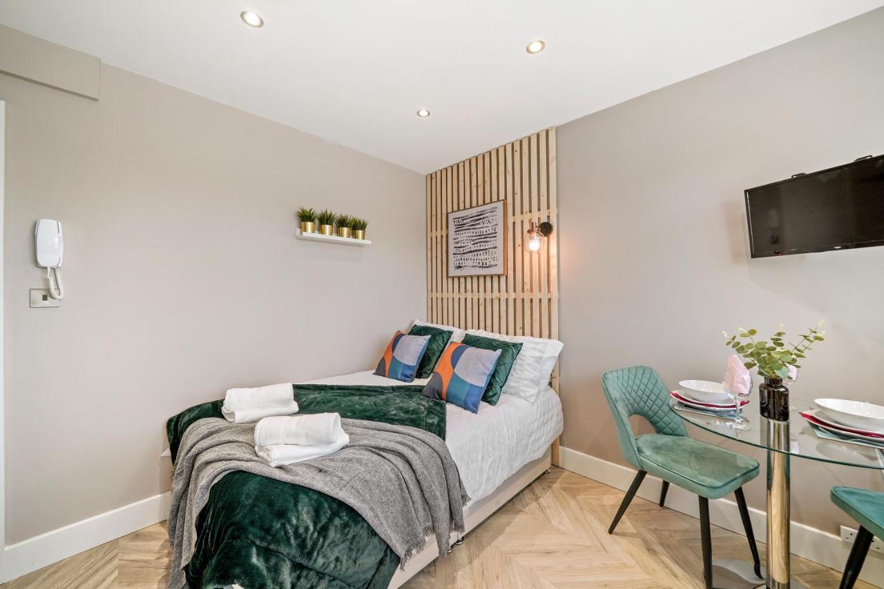 Boutique Heathrow Studio'S - Parking - Garden Apartman Harmondsworth Kültér fotó