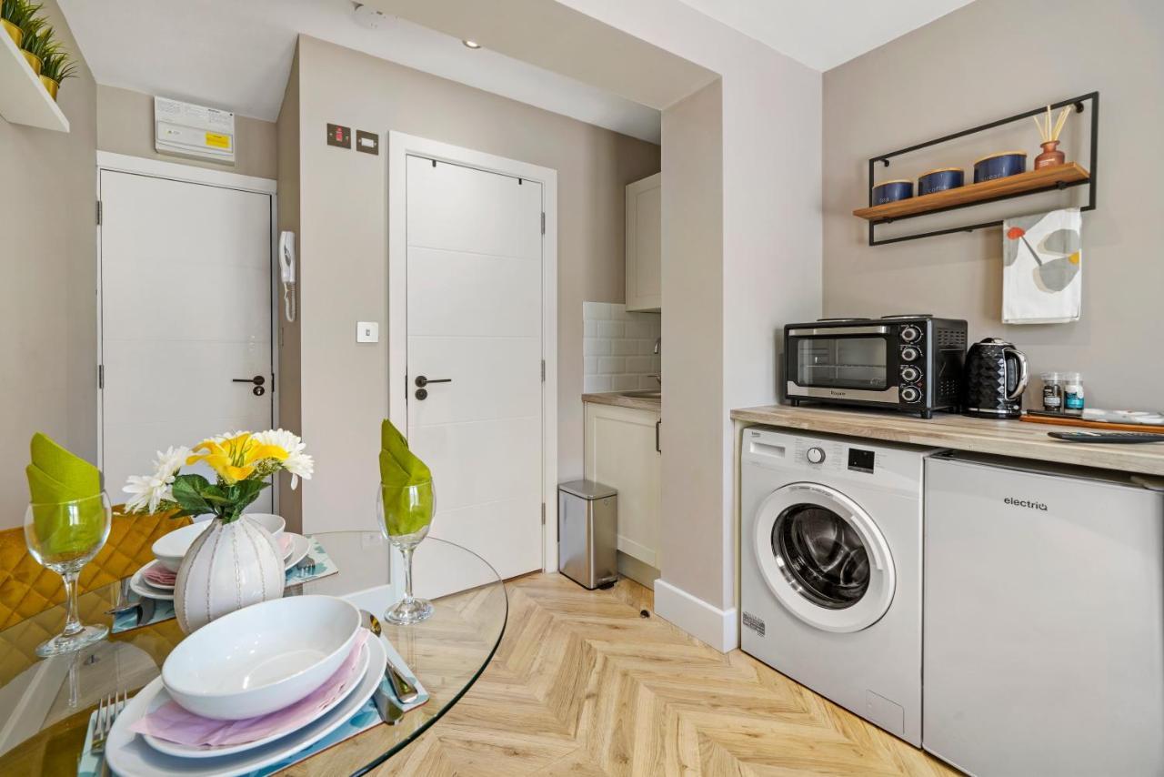 Boutique Heathrow Studio'S - Parking - Garden Apartman Harmondsworth Kültér fotó