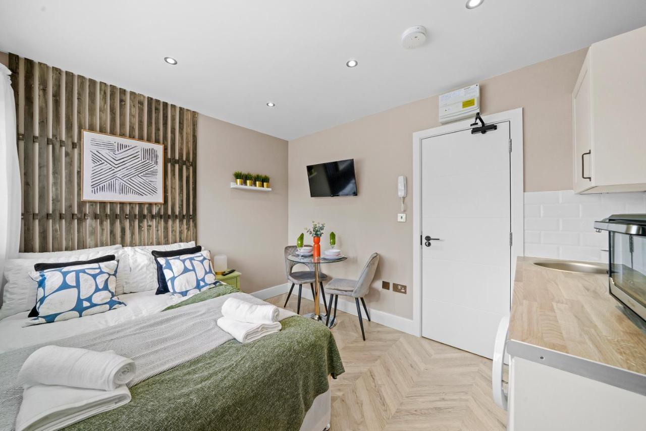 Boutique Heathrow Studio'S - Parking - Garden Apartman Harmondsworth Kültér fotó