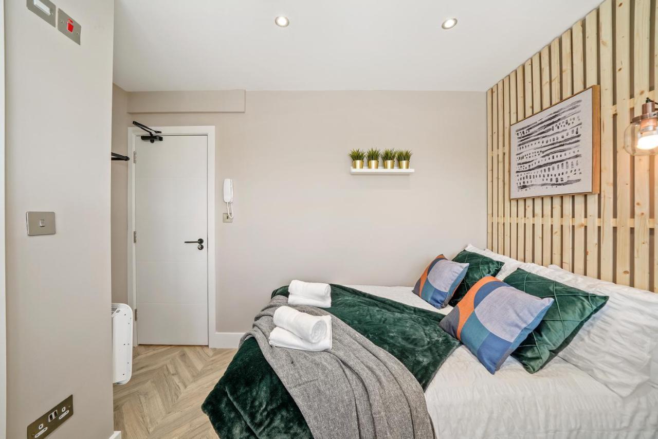Boutique Heathrow Studio'S - Parking - Garden Apartman Harmondsworth Kültér fotó